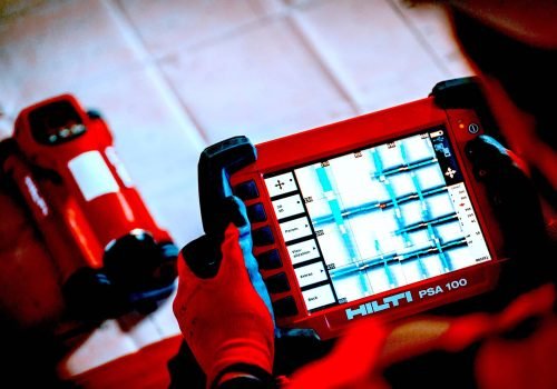 Exemple de diagnostics de structure acier et béton au ferroscan et de l'ecran sur lesquelles les résultats de l'analyse sont pris